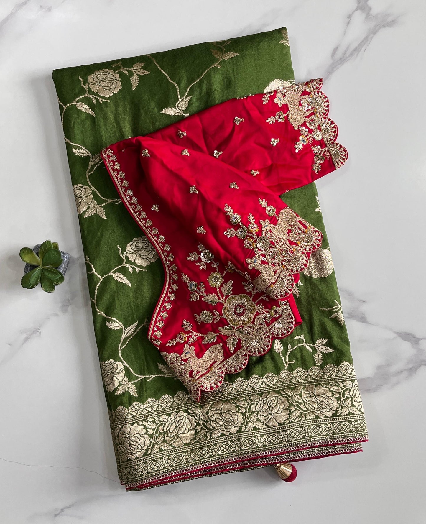 Banarasi pattu saree