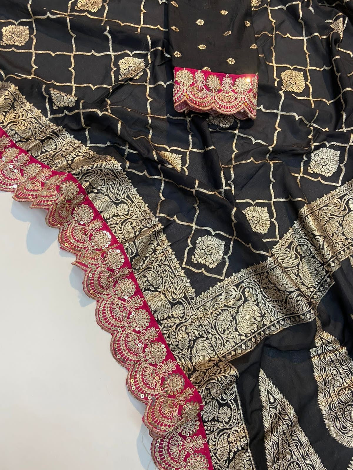 Pure Crepe Khadi Silk Pattu Saree