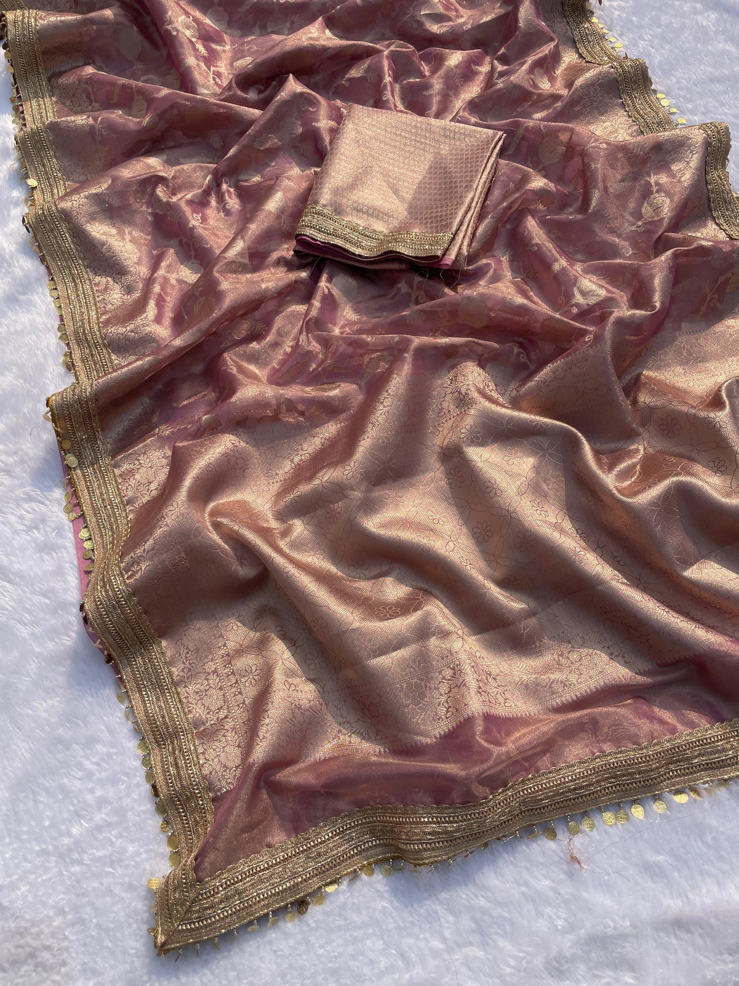 Premium Classic Tissu Banarasi Saree