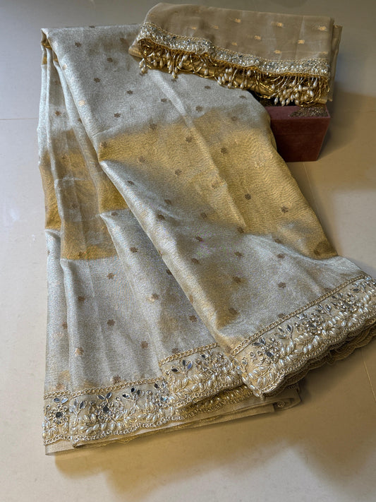 Soft Tissue Booti Weave Saree