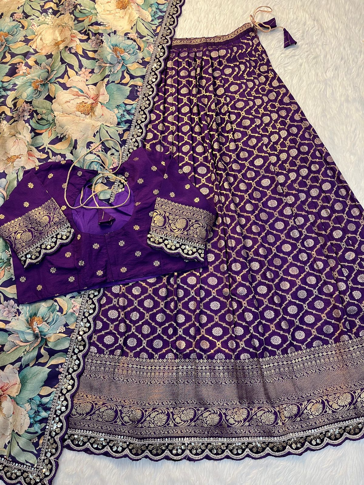 Pure Banarasi Lahenga