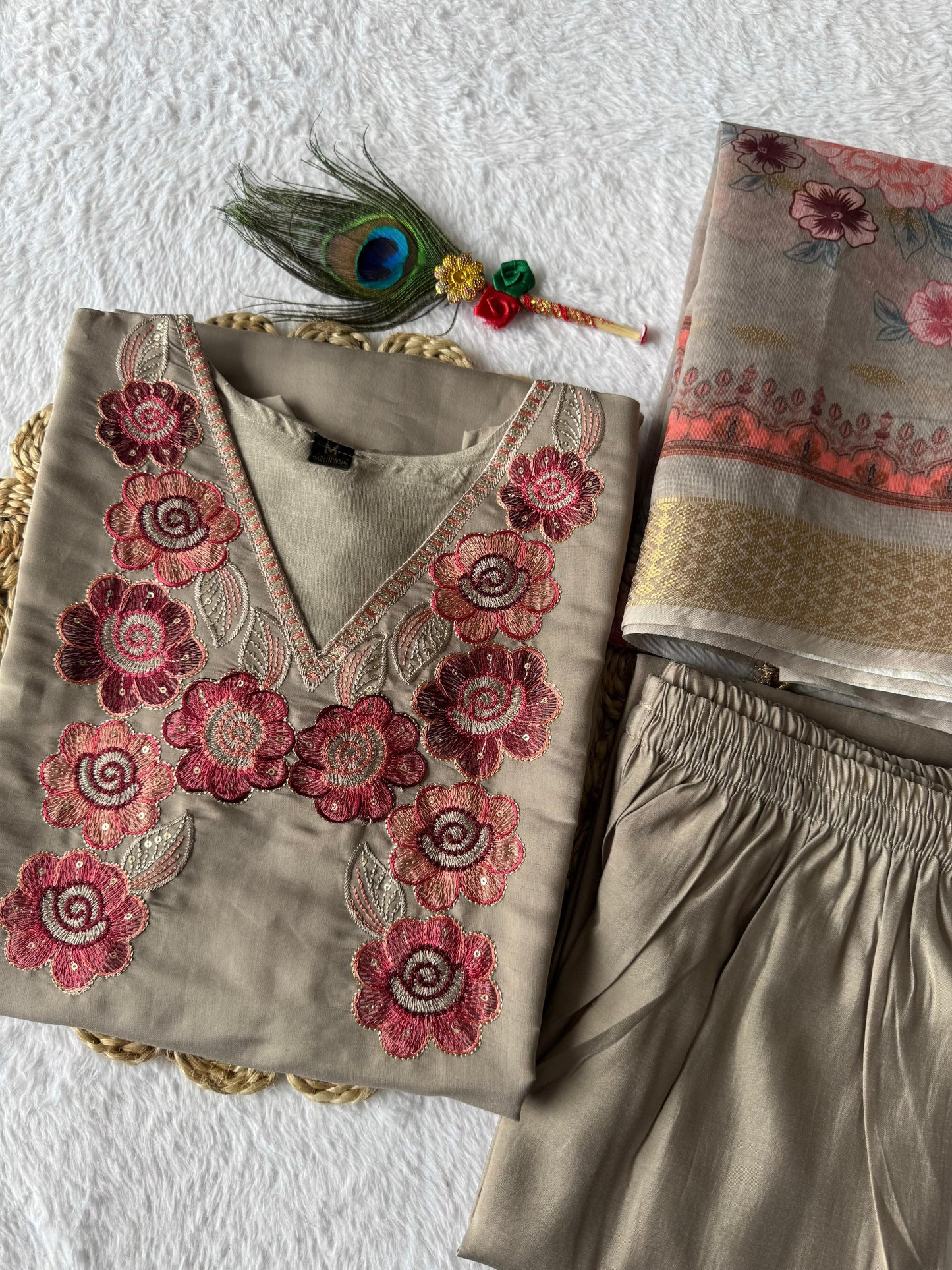 Premium Roman Silk