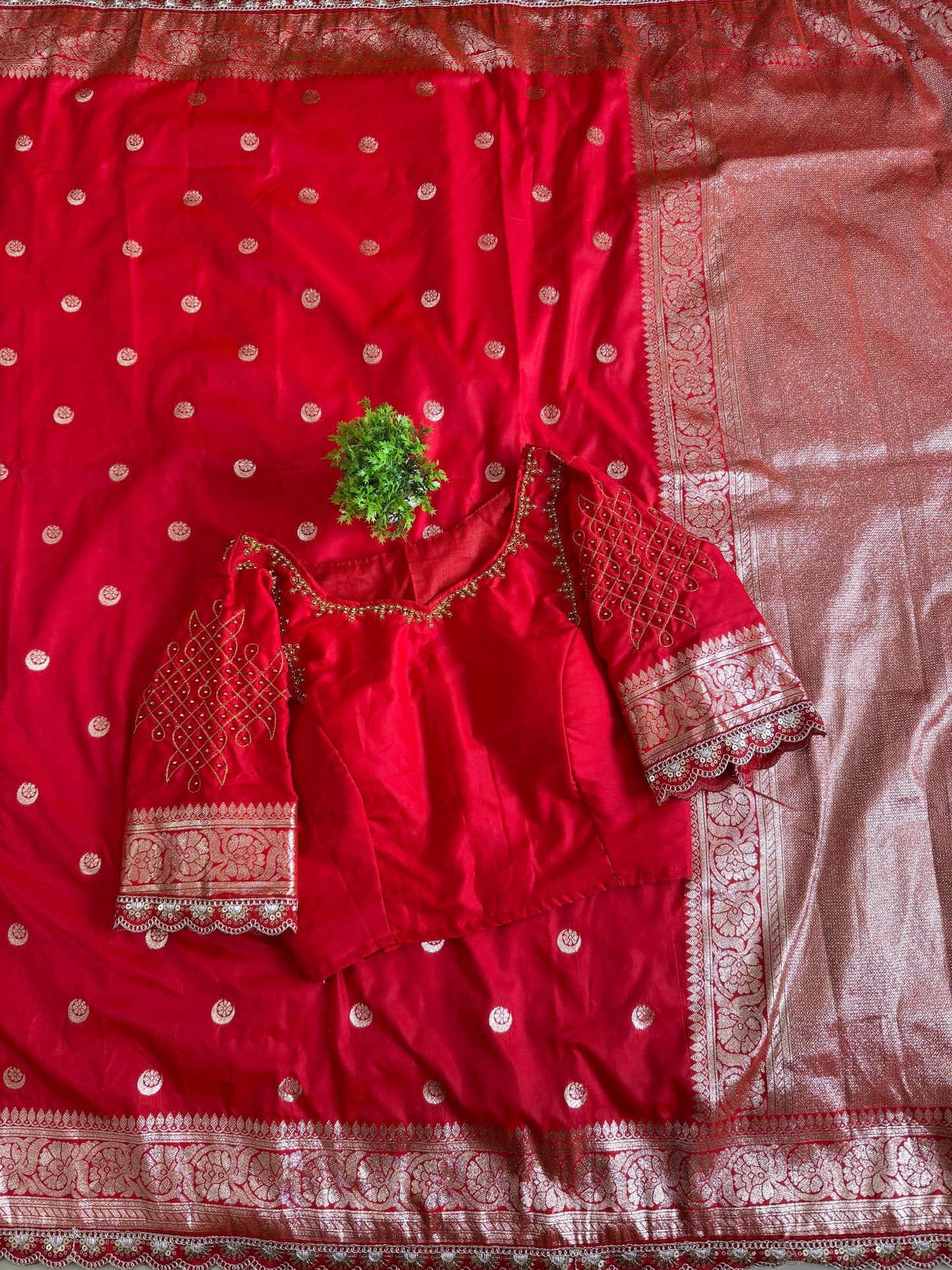 Premium Banarasi Pattu saree
