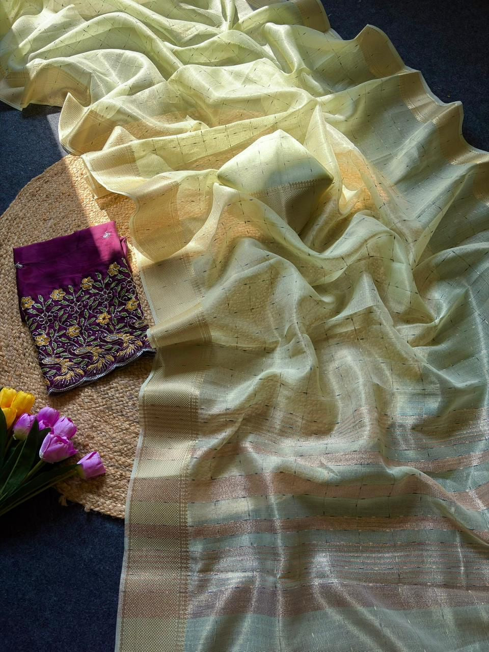 Soft tissue crush saree