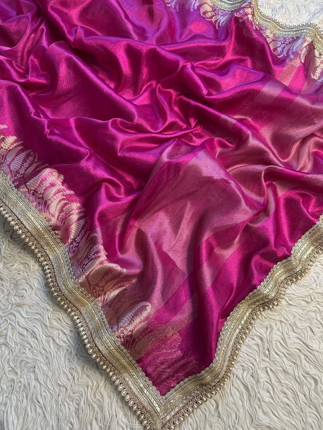 Banarasi Tissue Mirchi Border Soft saree