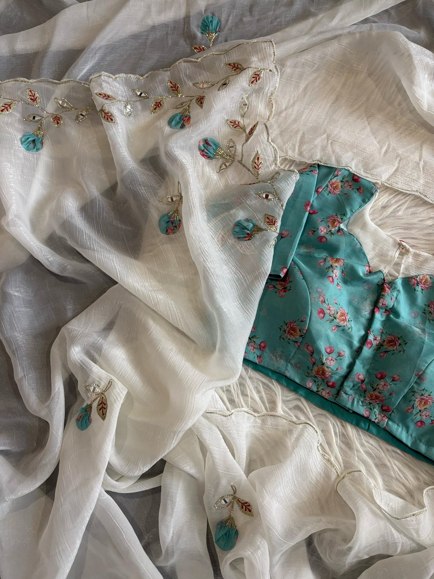 Premium soft Crunchy Crush Tissue Saree