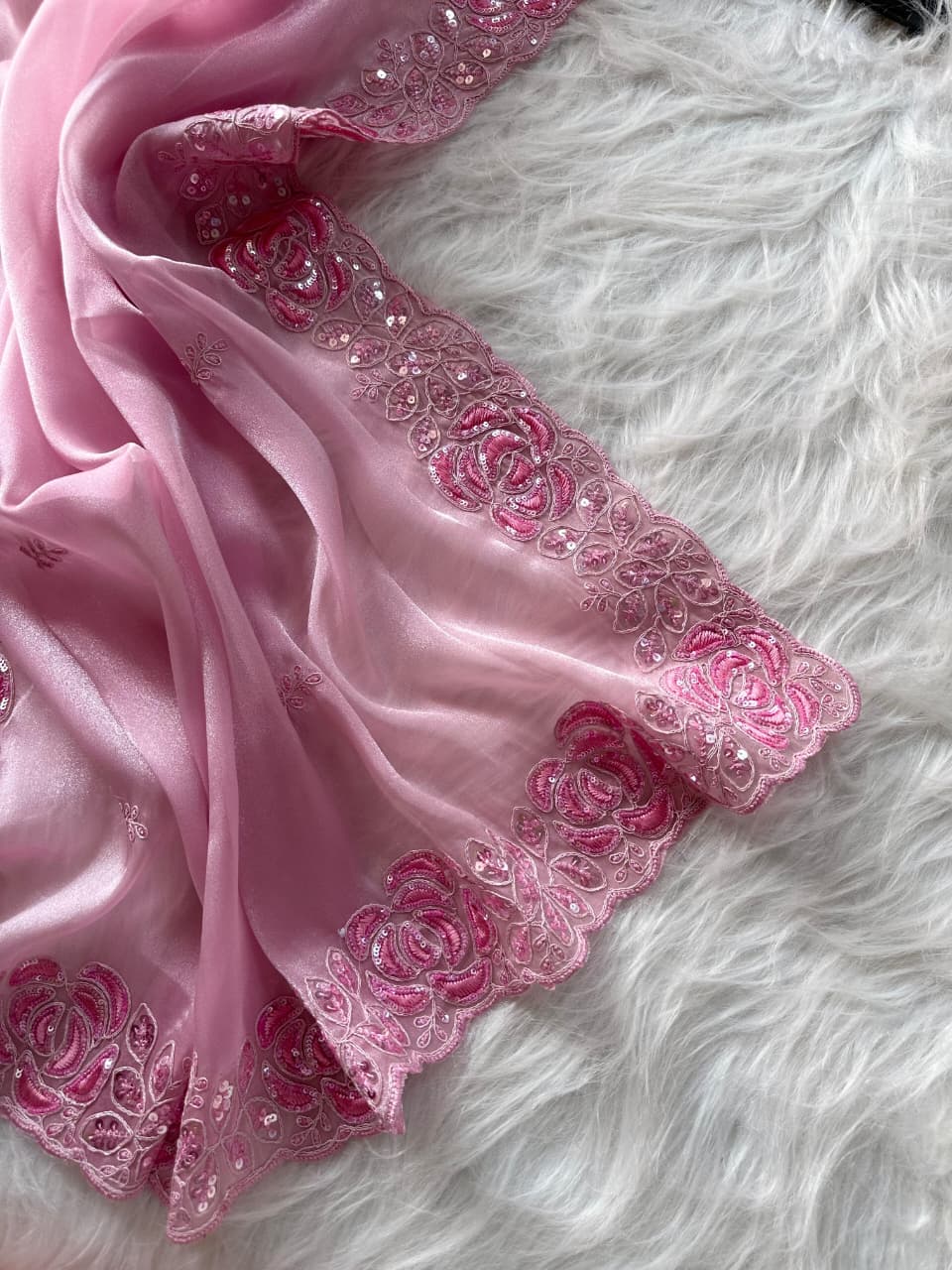 Super soft simmer tissue saree