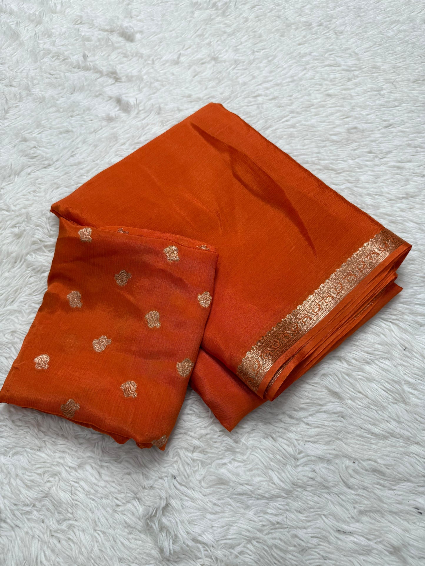 Pure chinnon silk saree