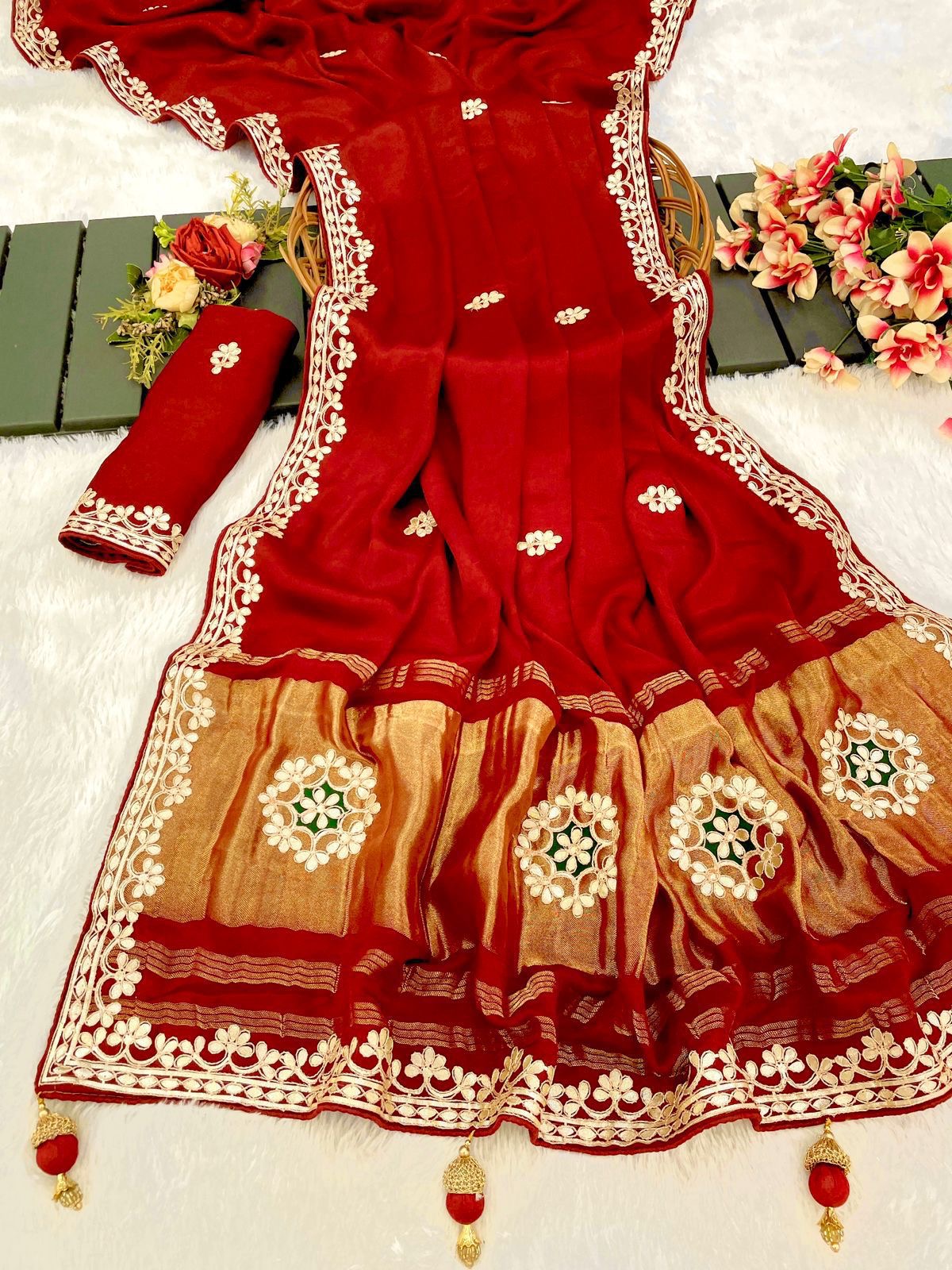Bandhej Saree(Gala Pallu)