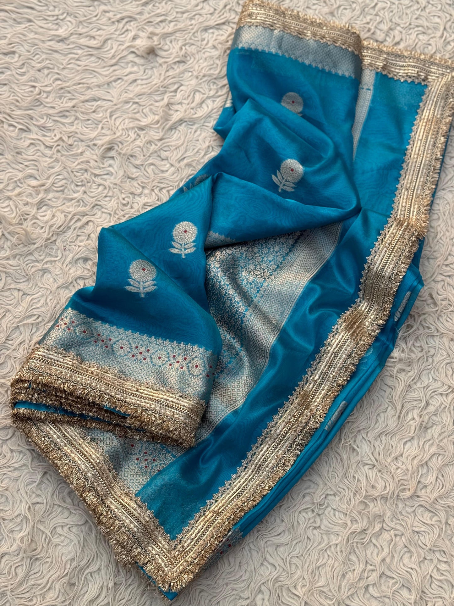 soft tissue saree