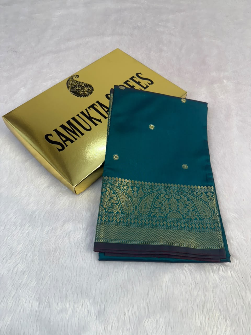 Premium Tapeta Silk saree