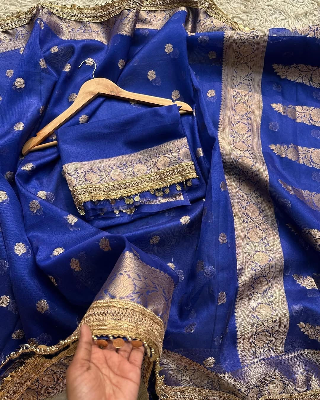 Tissue silk saree