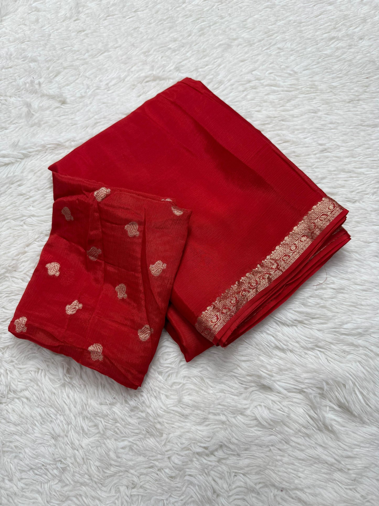 Pure chinnon silk saree