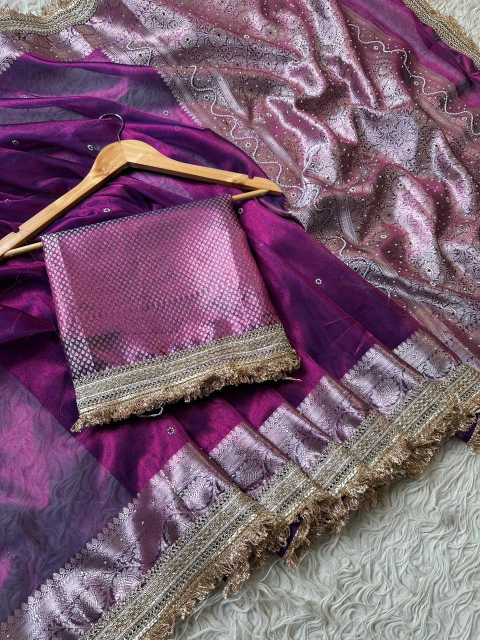 Banarasi maharani tissue