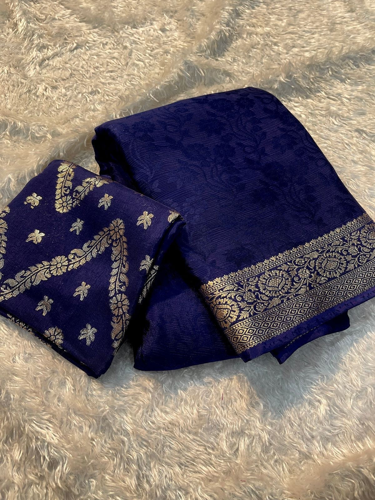 Viscose Chinon  saree