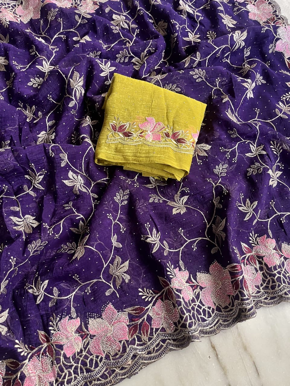Crush fabric saree