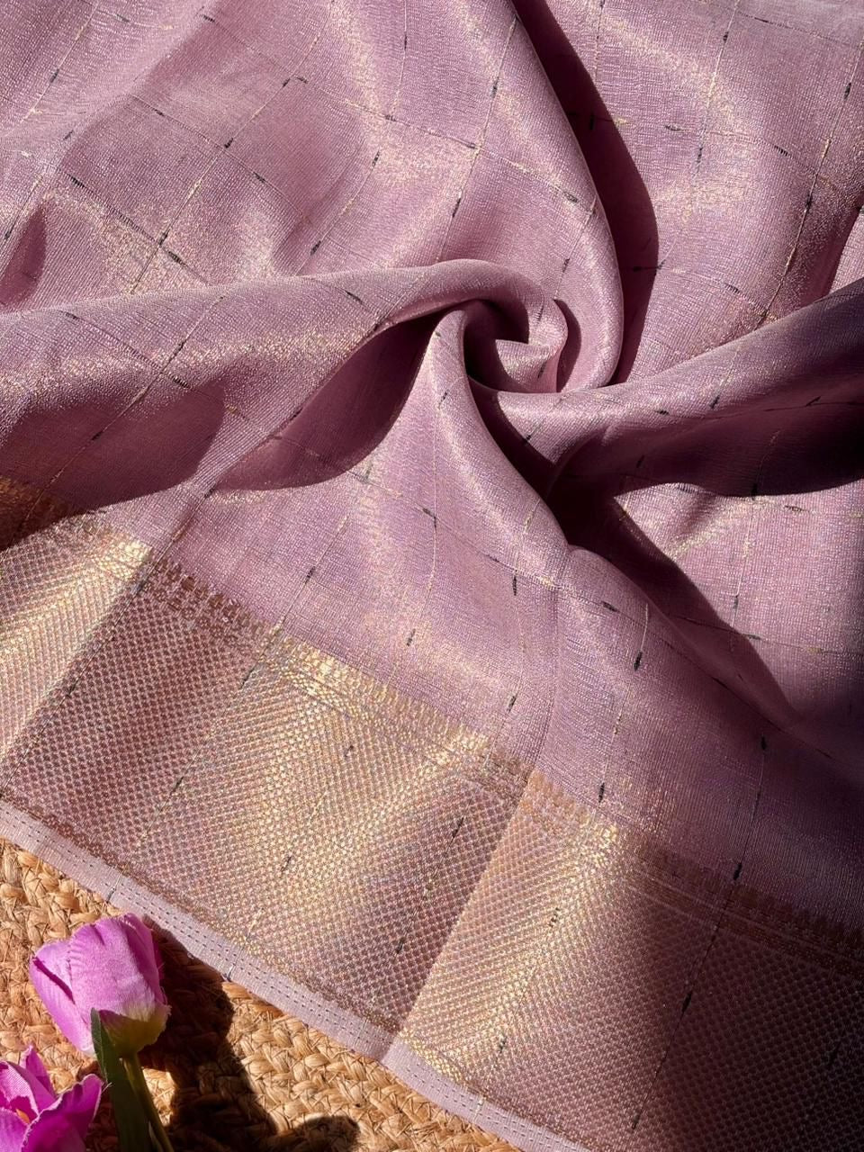 Soft tissue crush saree