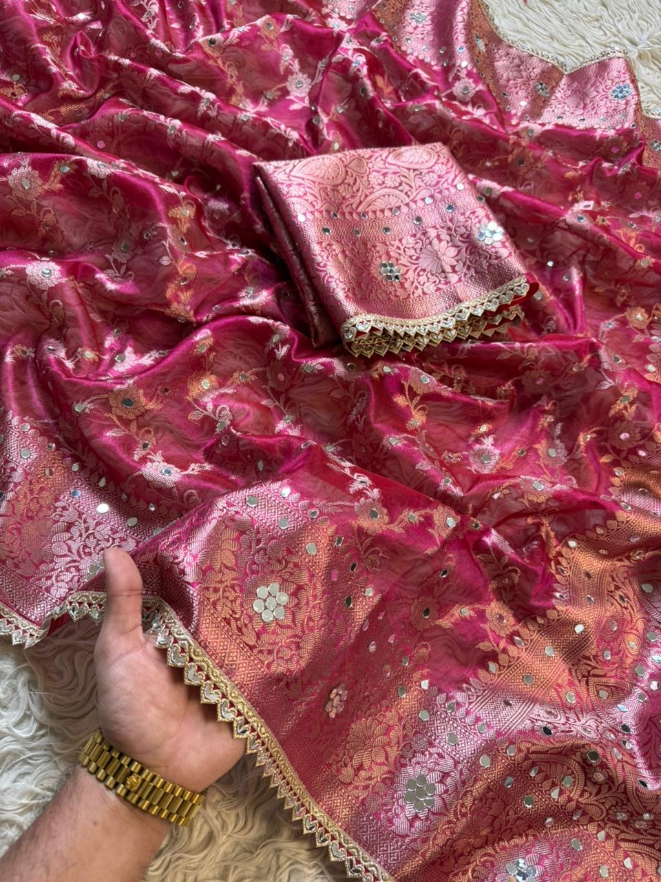 Banarasi maharani tissue in daimond avtar