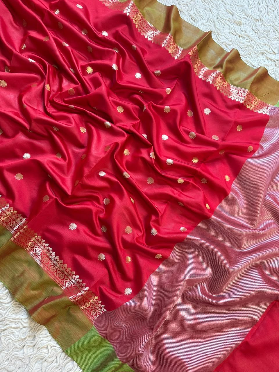 Banarasi semi katan soft zari