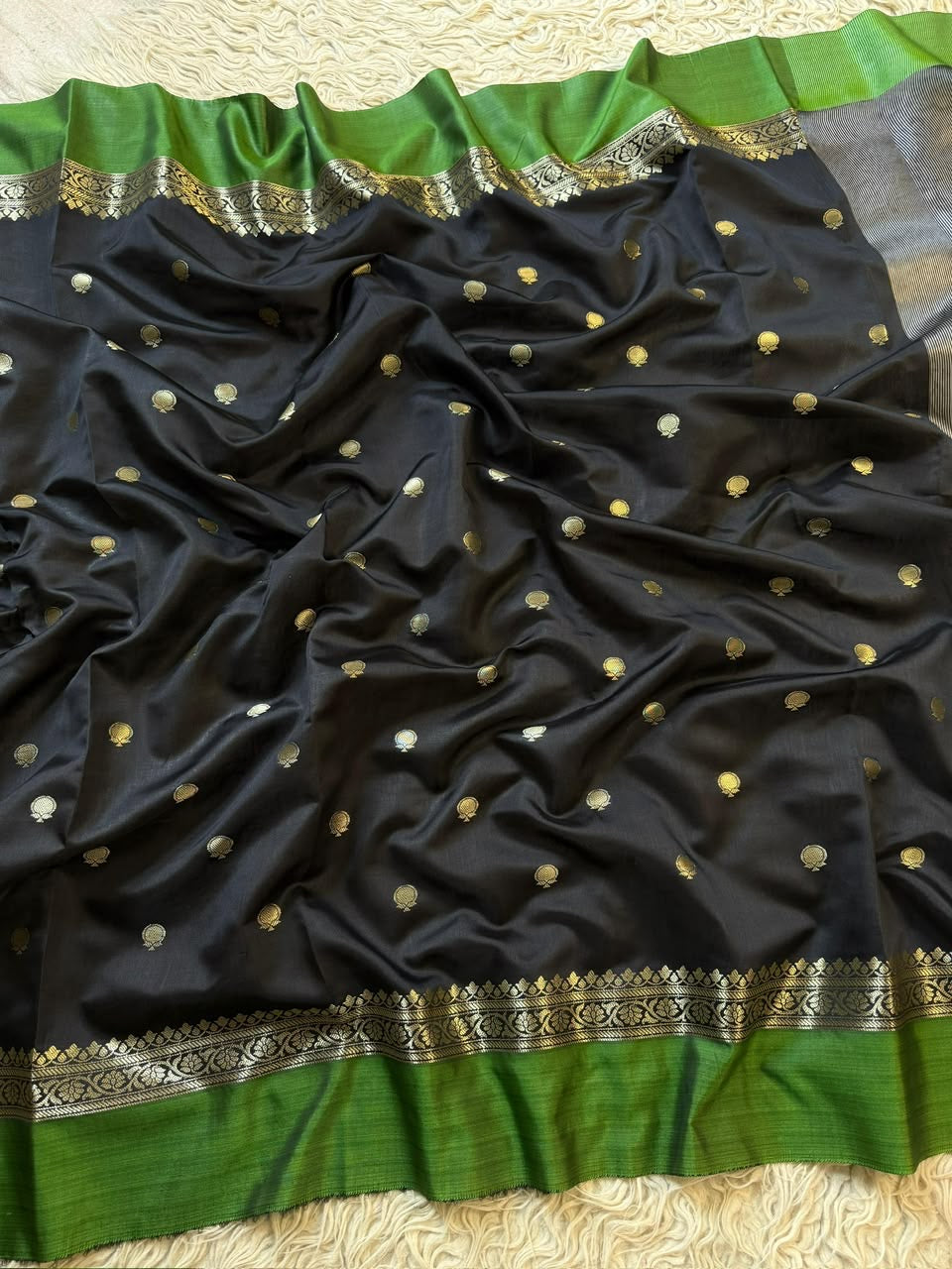 Banarasi semi katan soft zari