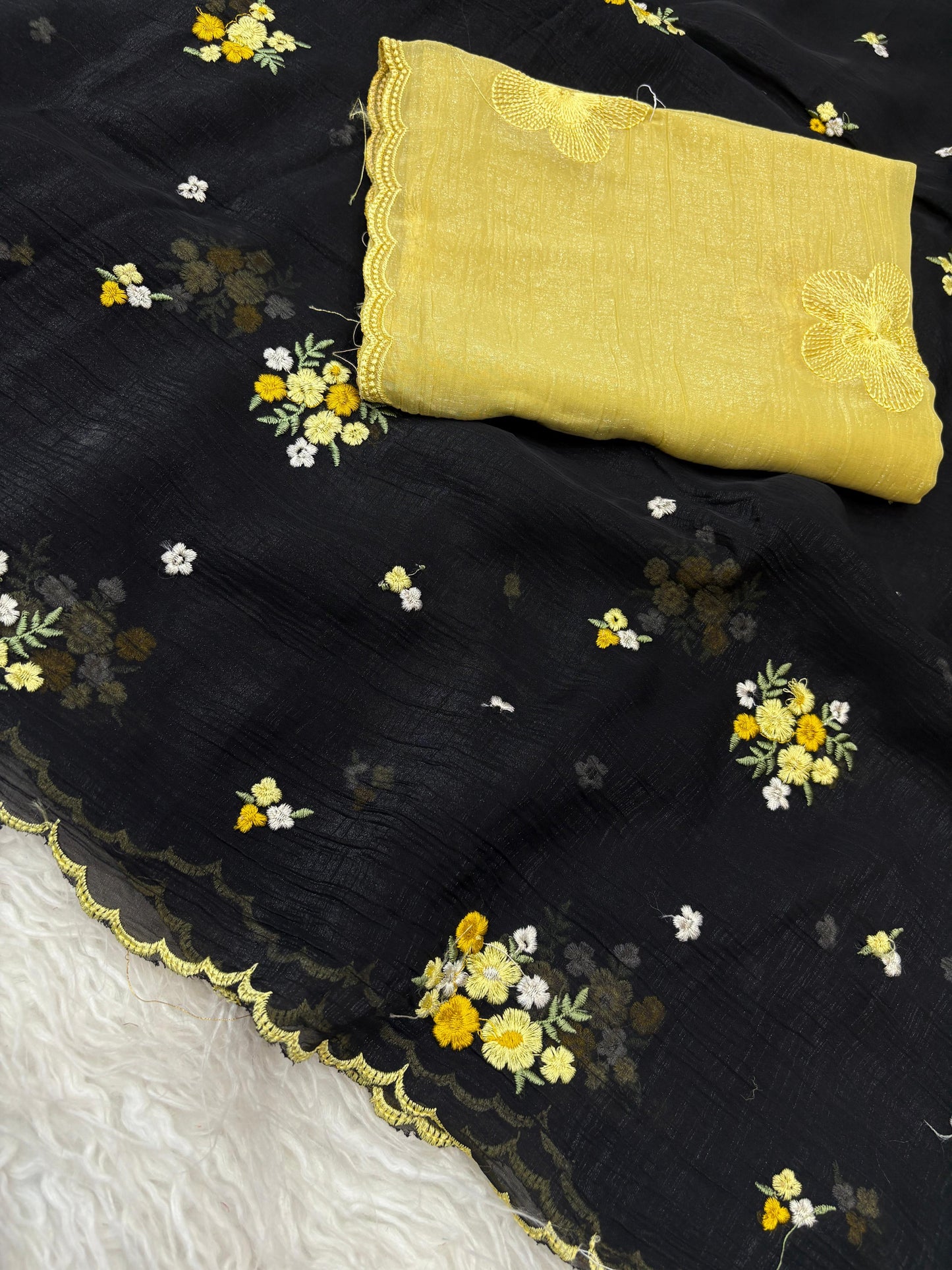 Crunchy silk saree