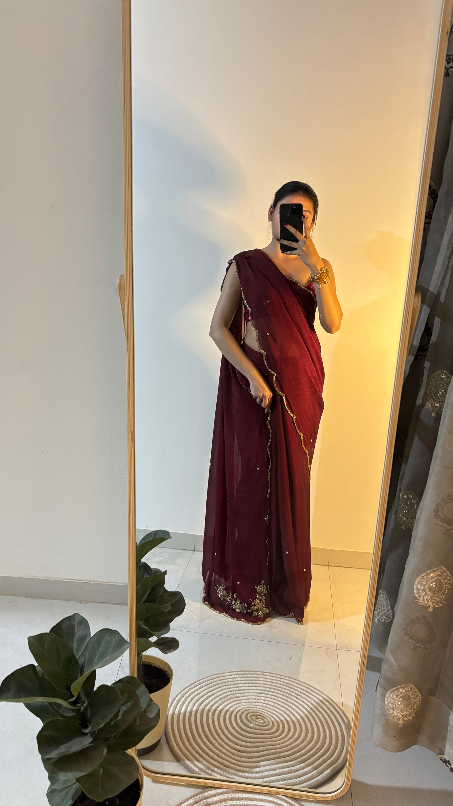 Soft crush saree with beautiful handwork