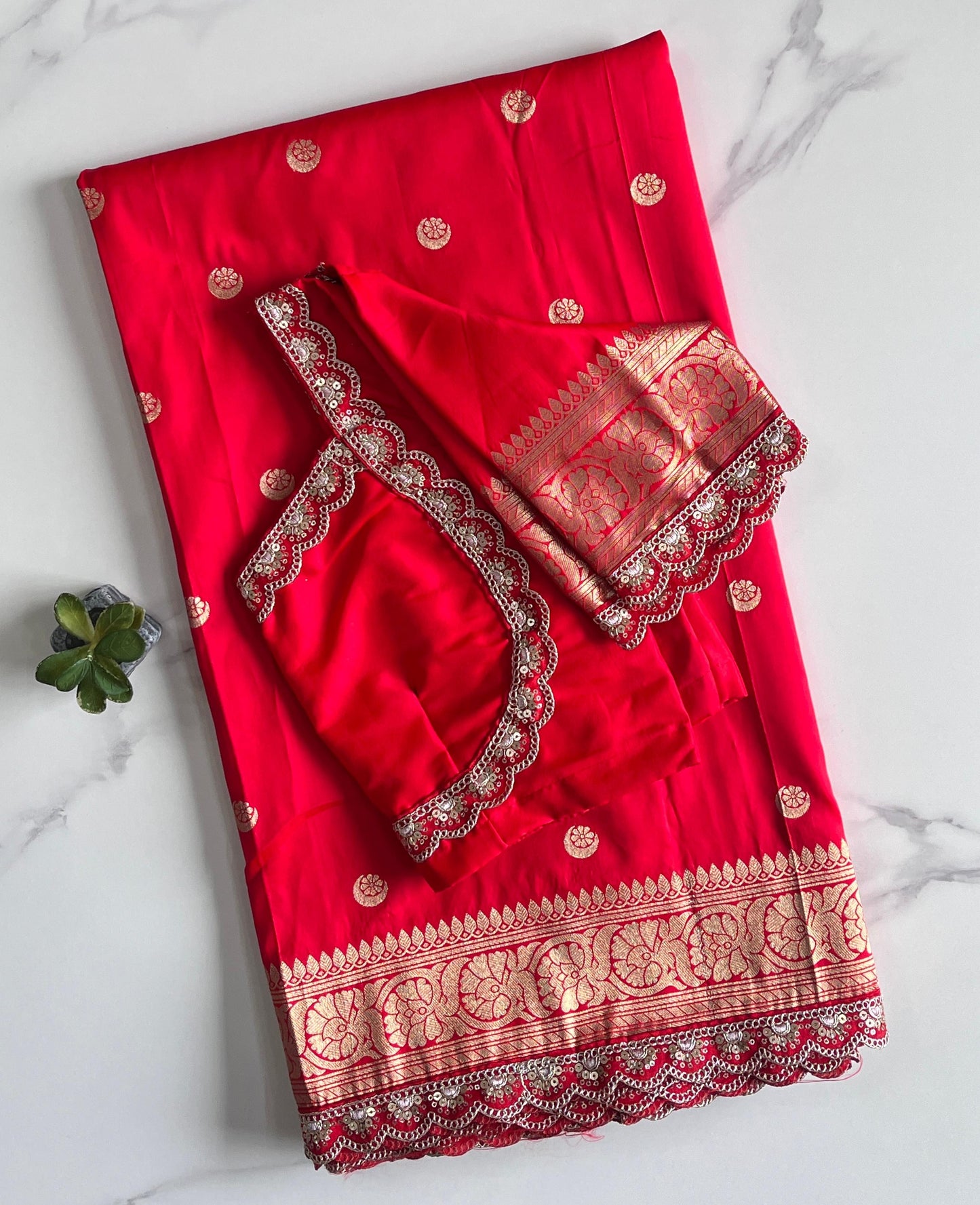 Banarasi pattu saree