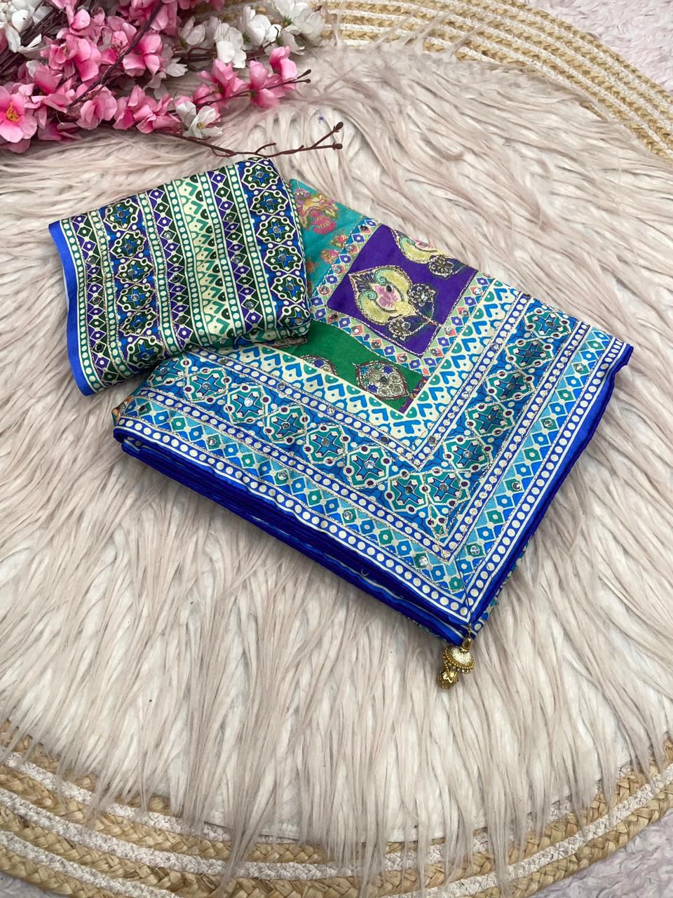 Soft Chinnon with beautiful print saree