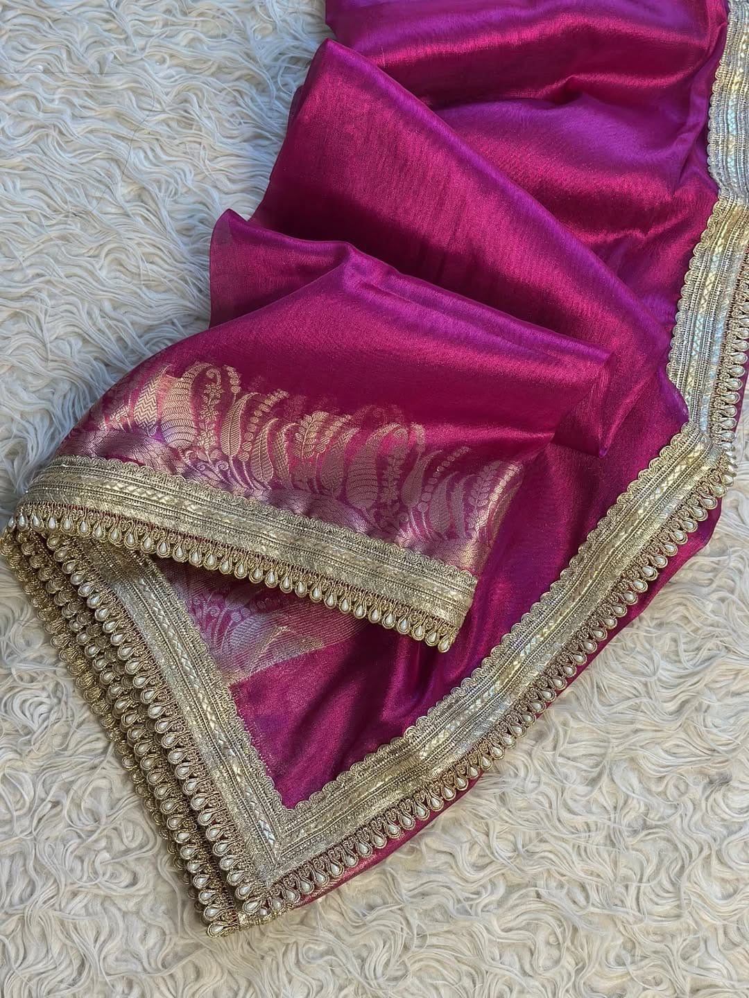 Banarasi Tissue Mirchi Border Soft saree