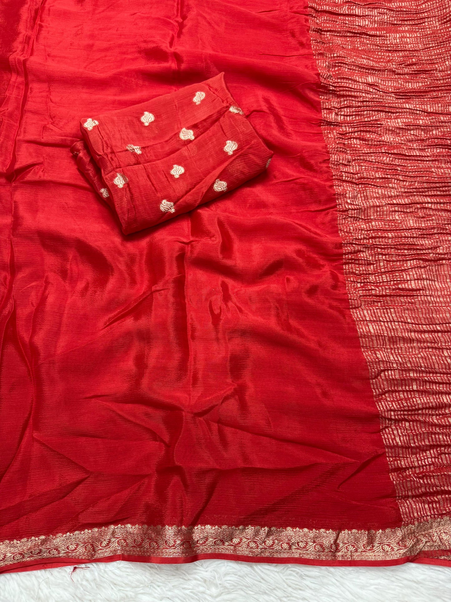 Pure chinnon silk saree