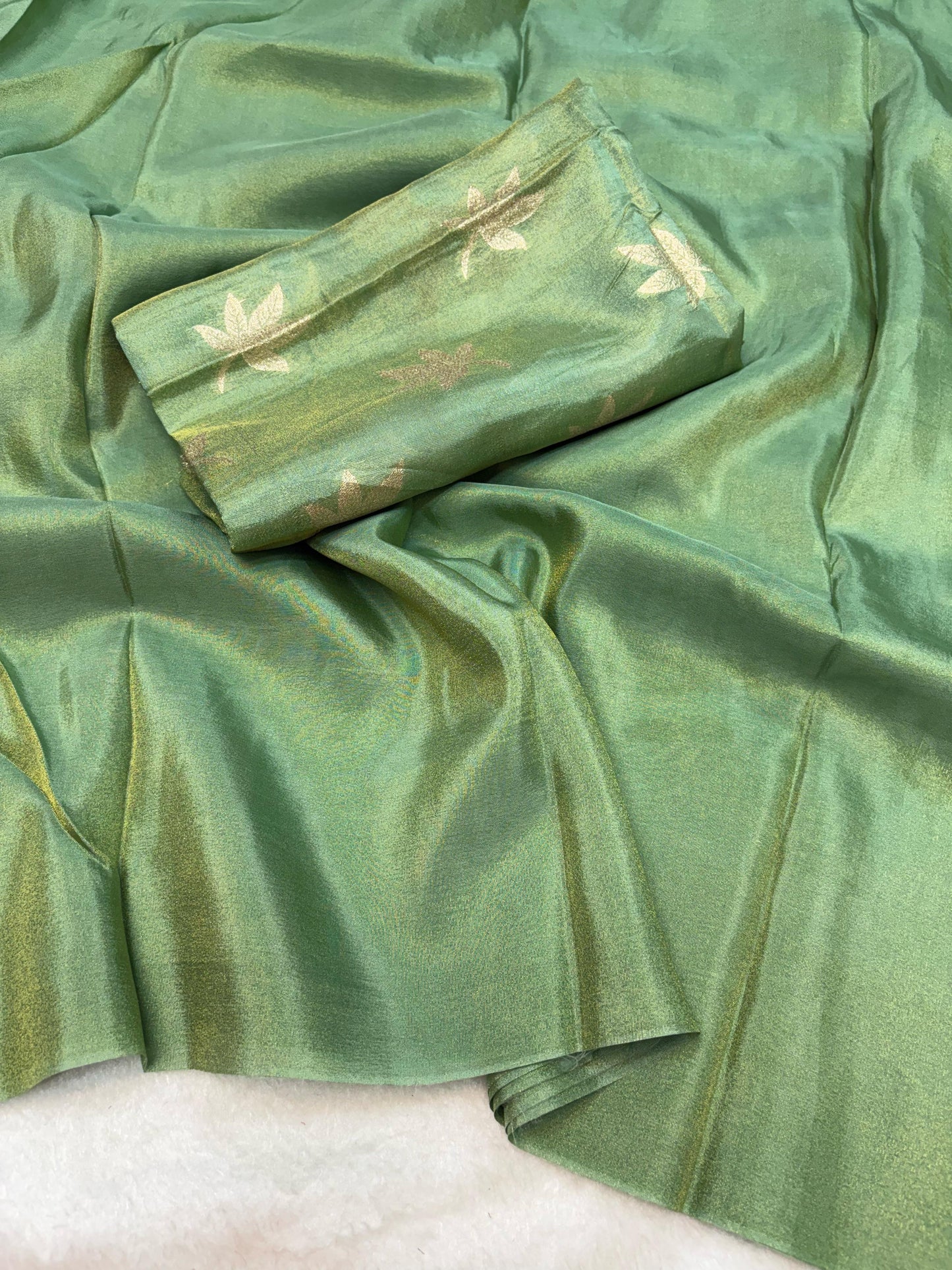 Viscose tissue saree