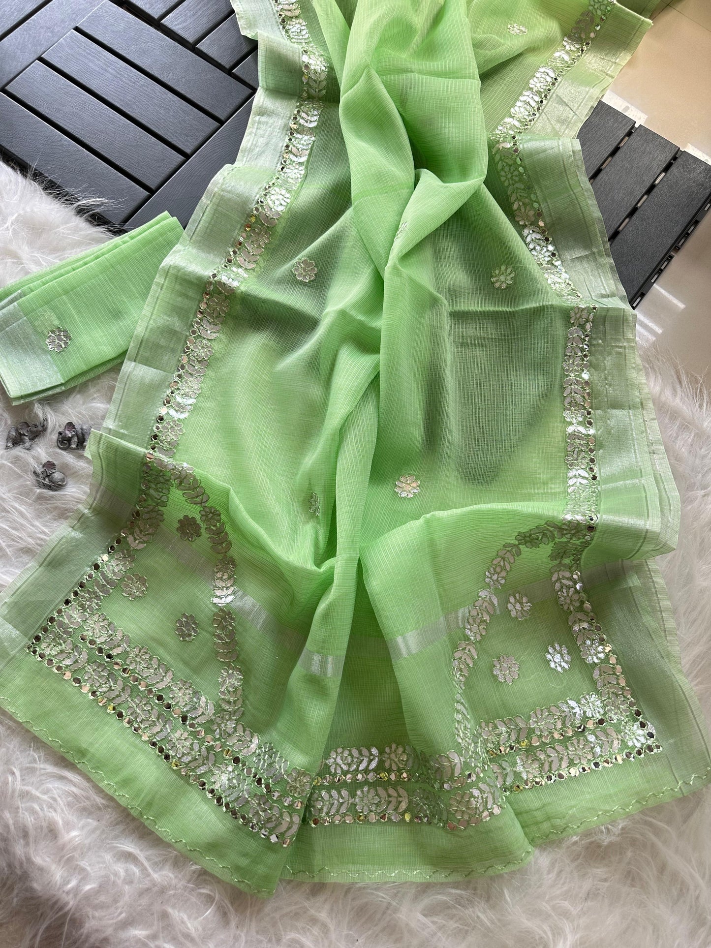 Kota doriya gota work design saree