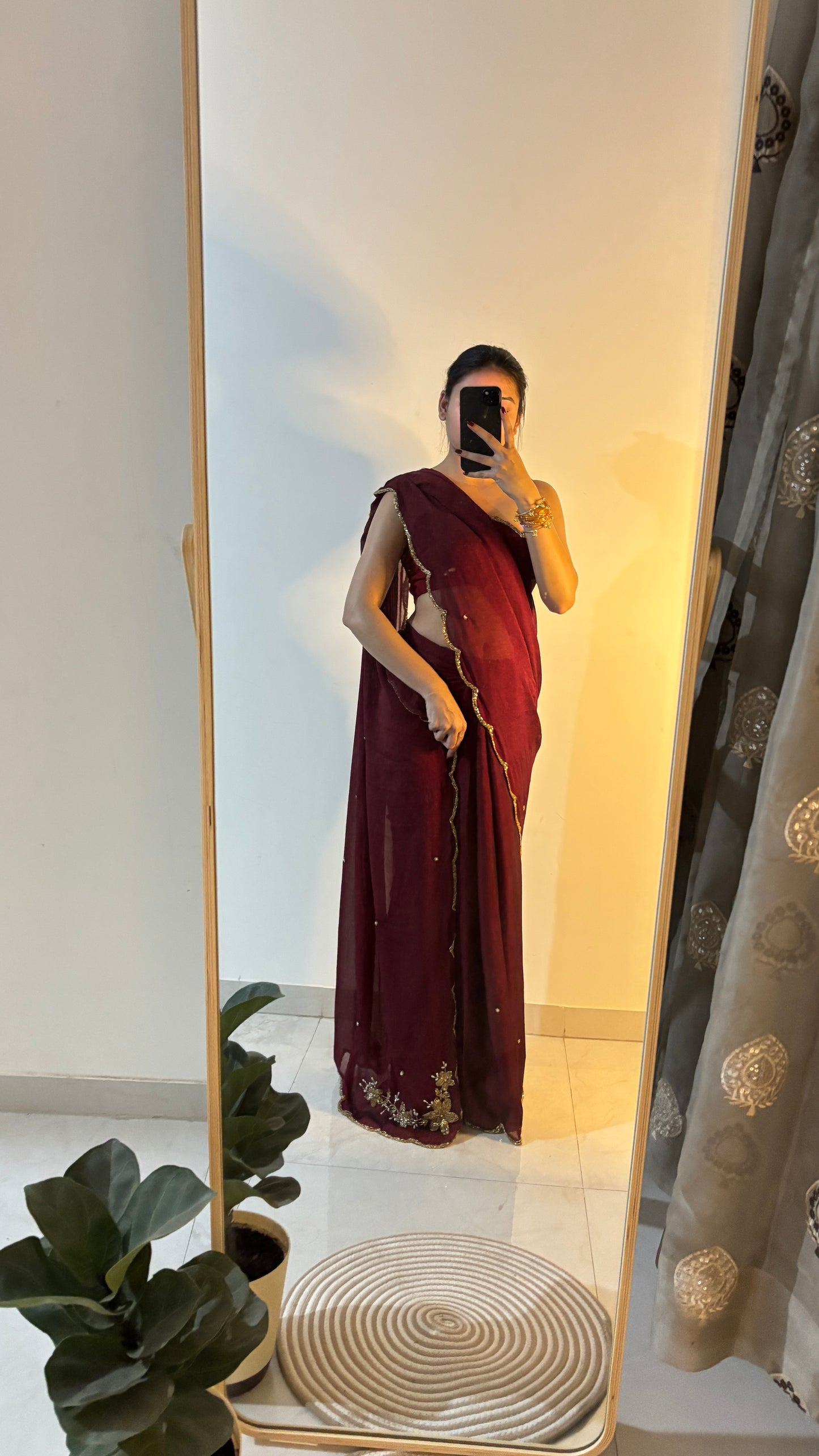Soft crush saree with beautiful handwork