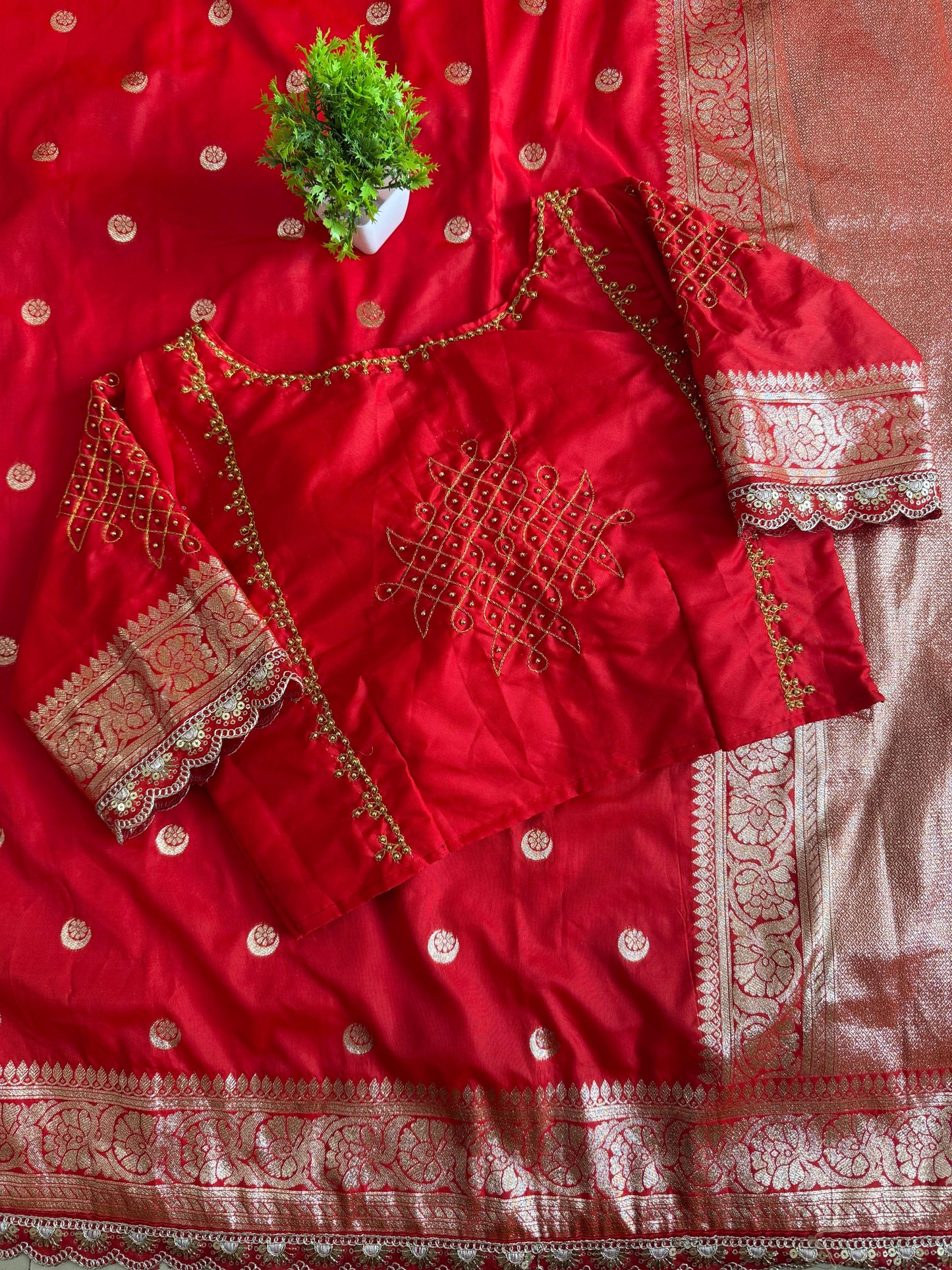 Premium Banarasi Pattu saree