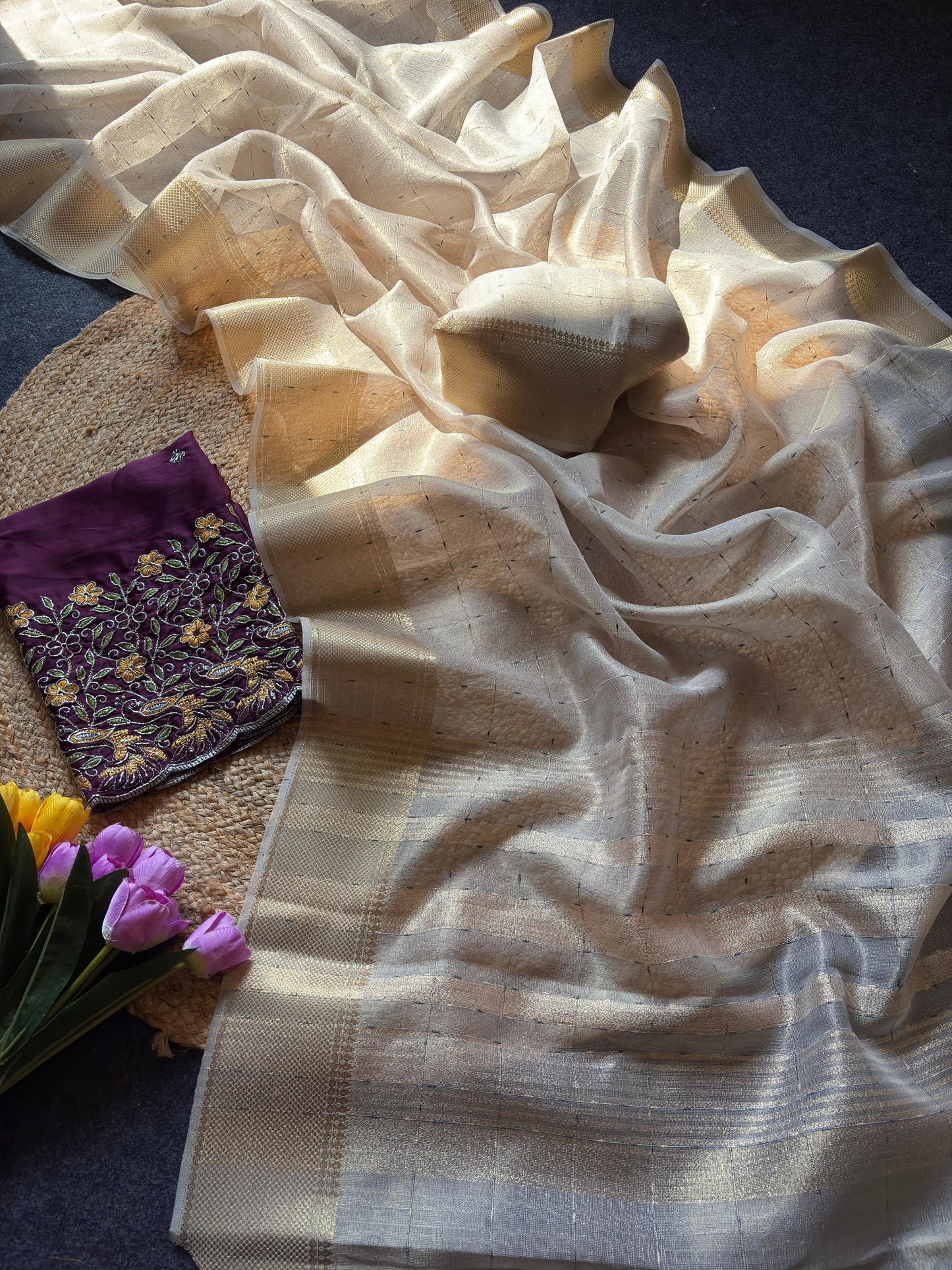 Soft tissue crush saree