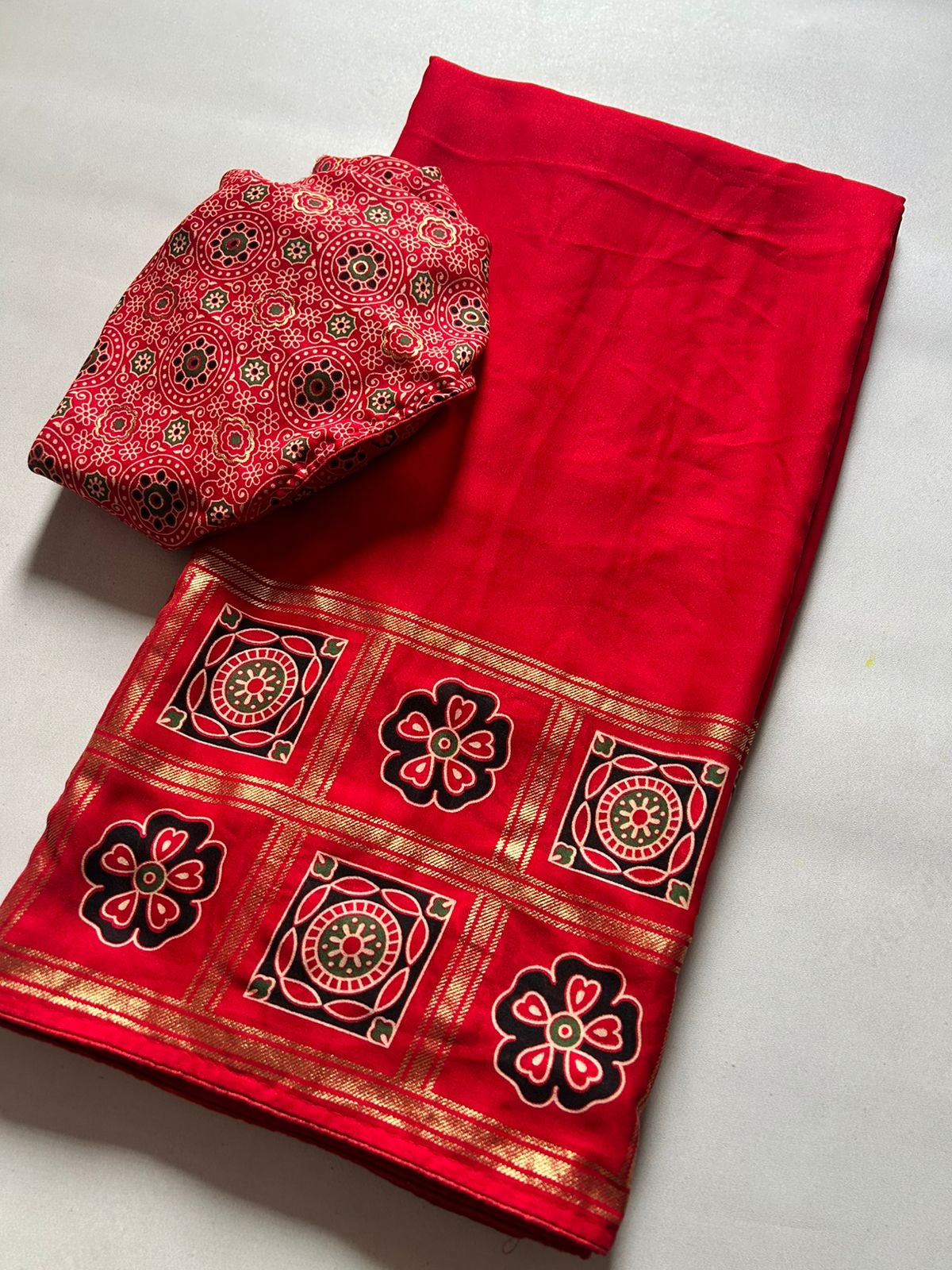 Chiffon Georgette saree