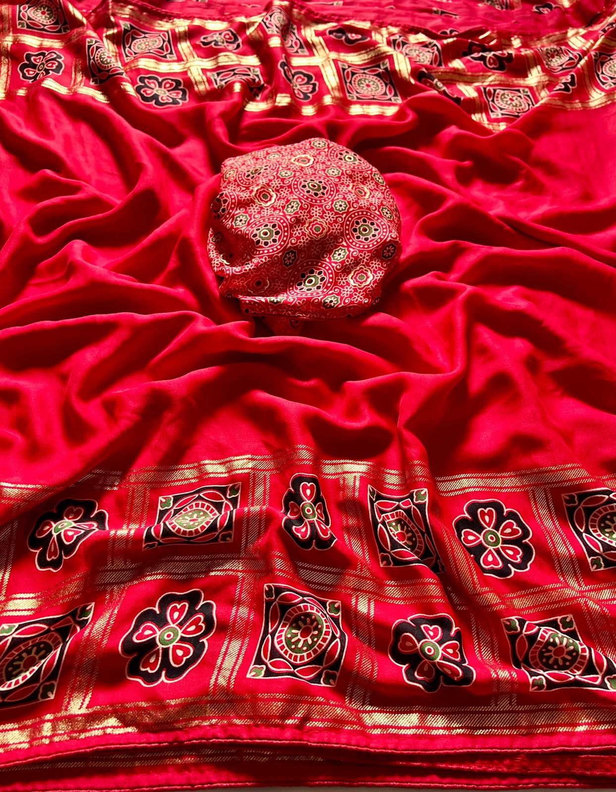 Chiffon Georgette saree