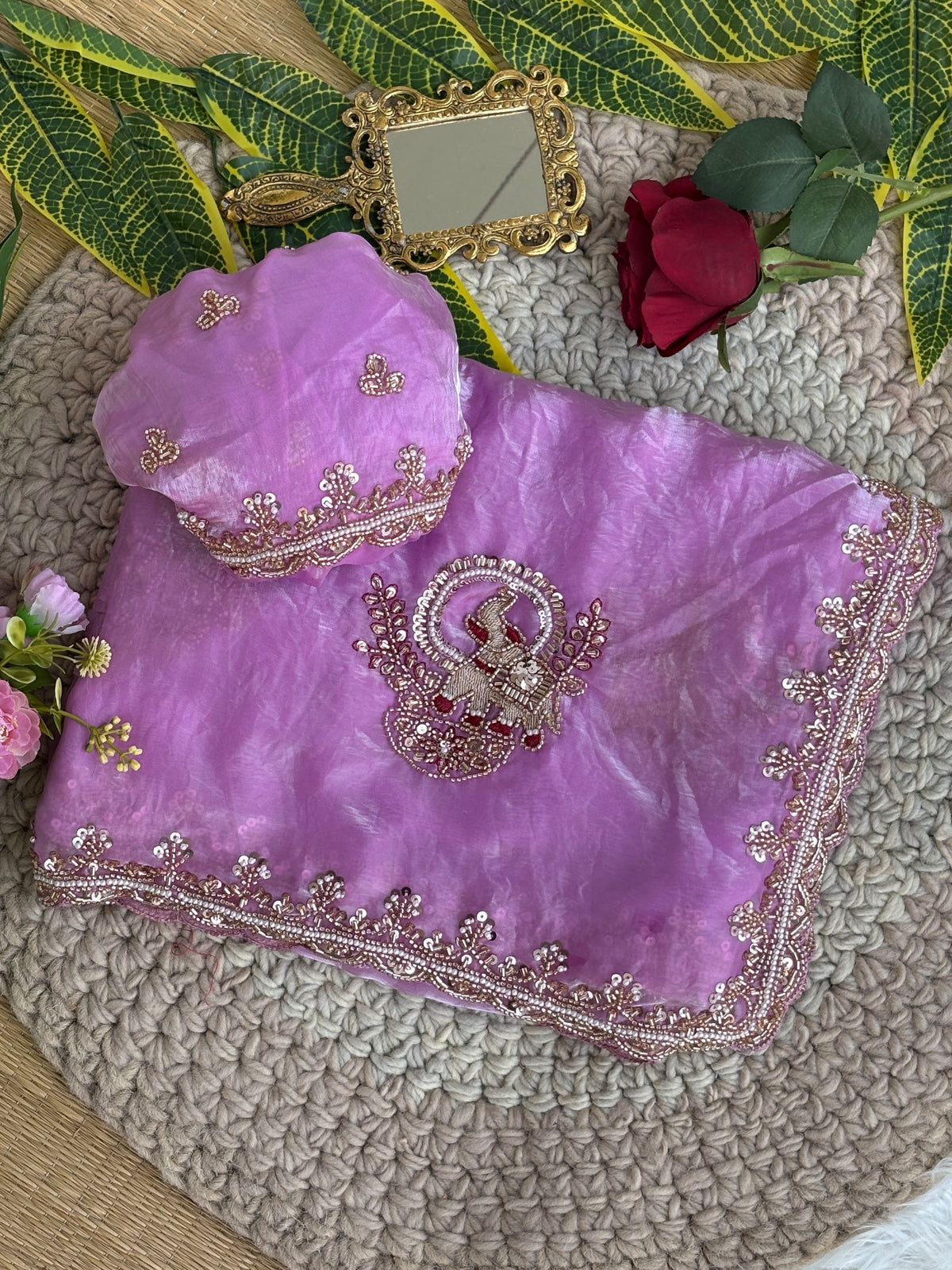 Very soft elegant nd rich look sartin saree