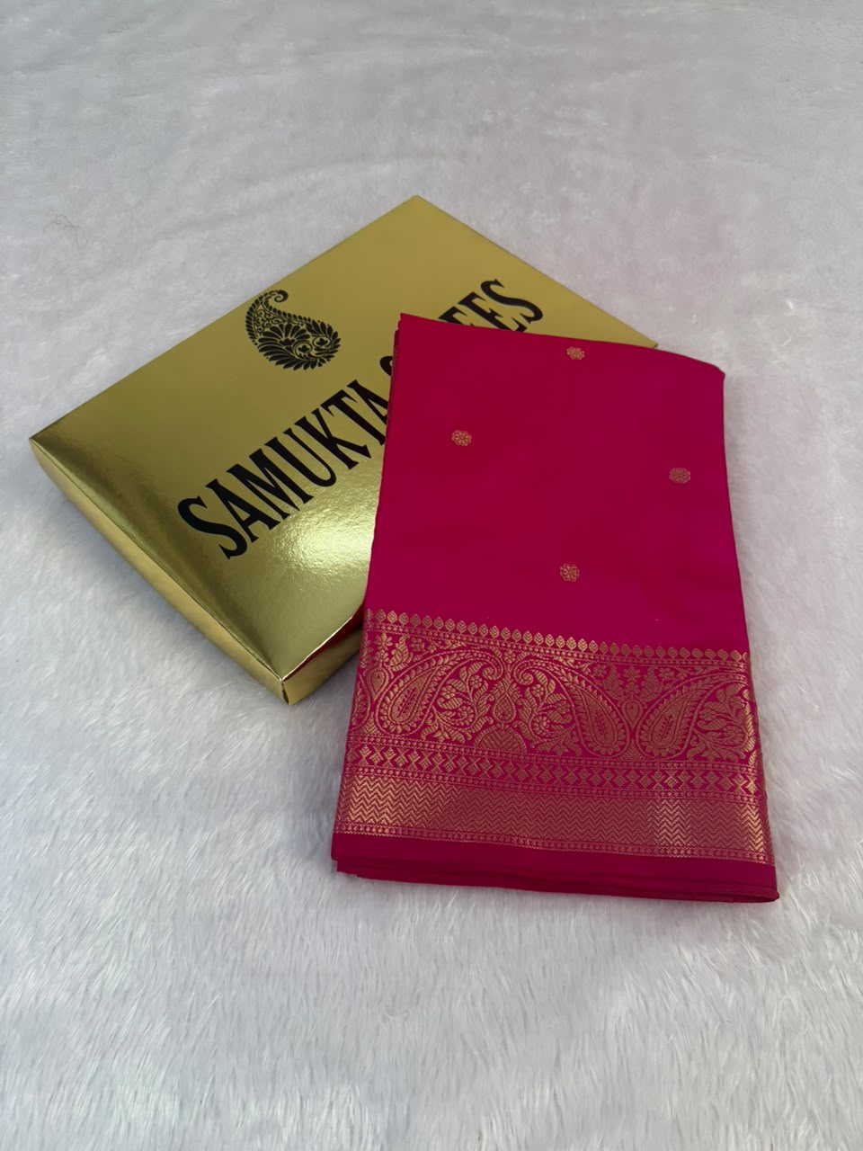Premium Tapeta Silk saree