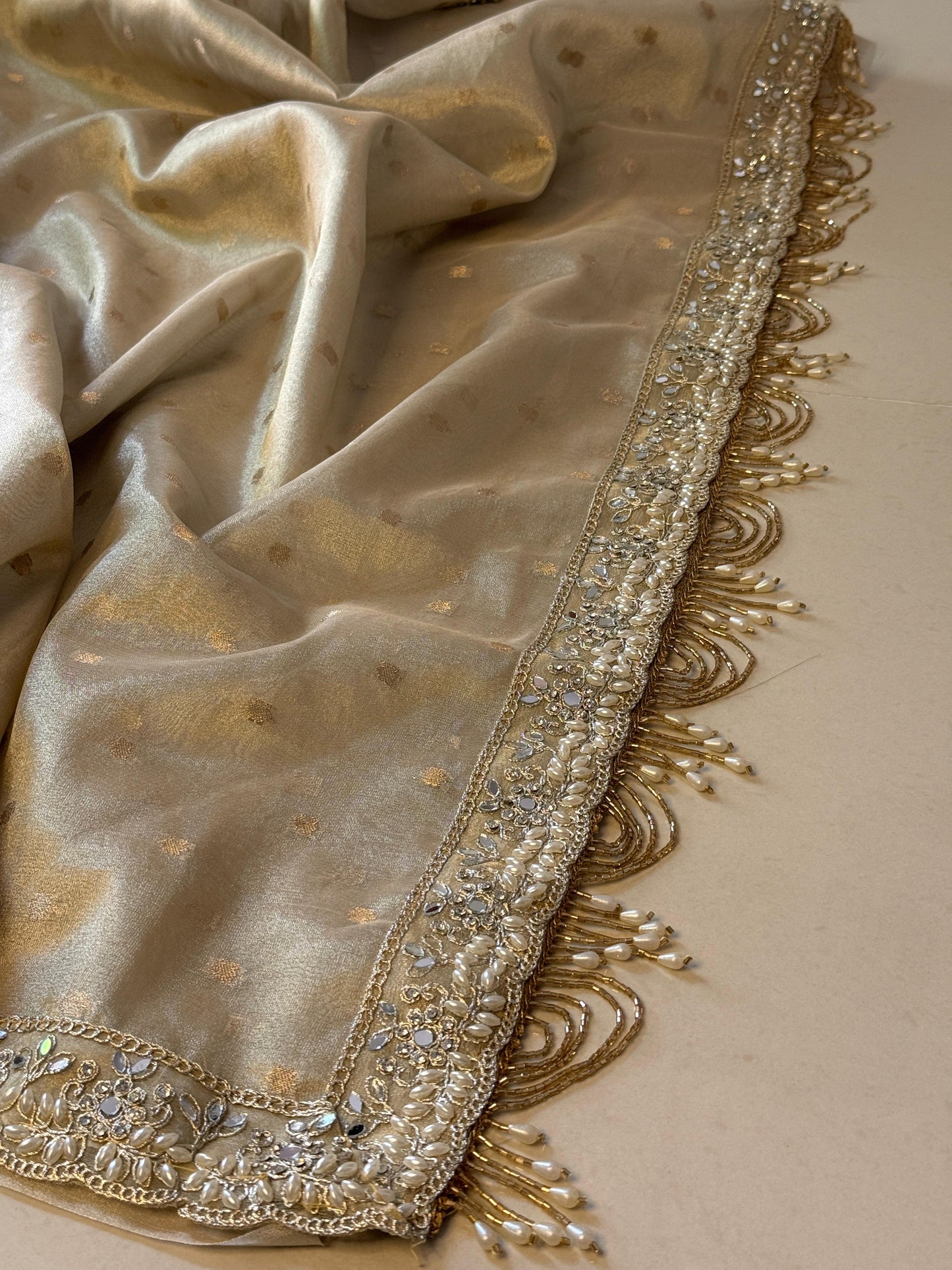 Soft Tissue Booti Weave Saree