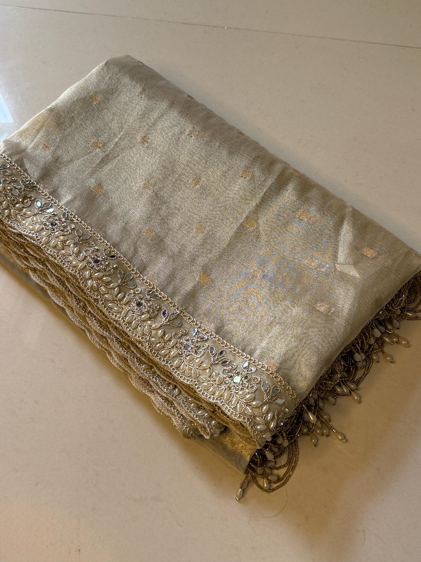 Soft Tissue Booti Weave Saree
