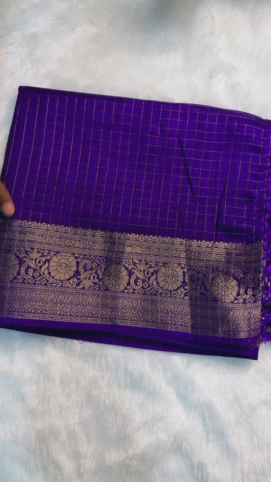 Dola silk saree