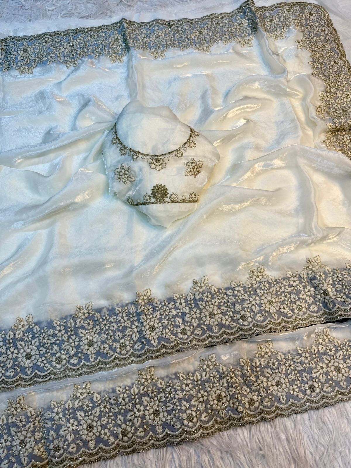 Space Silk Fabric Saree