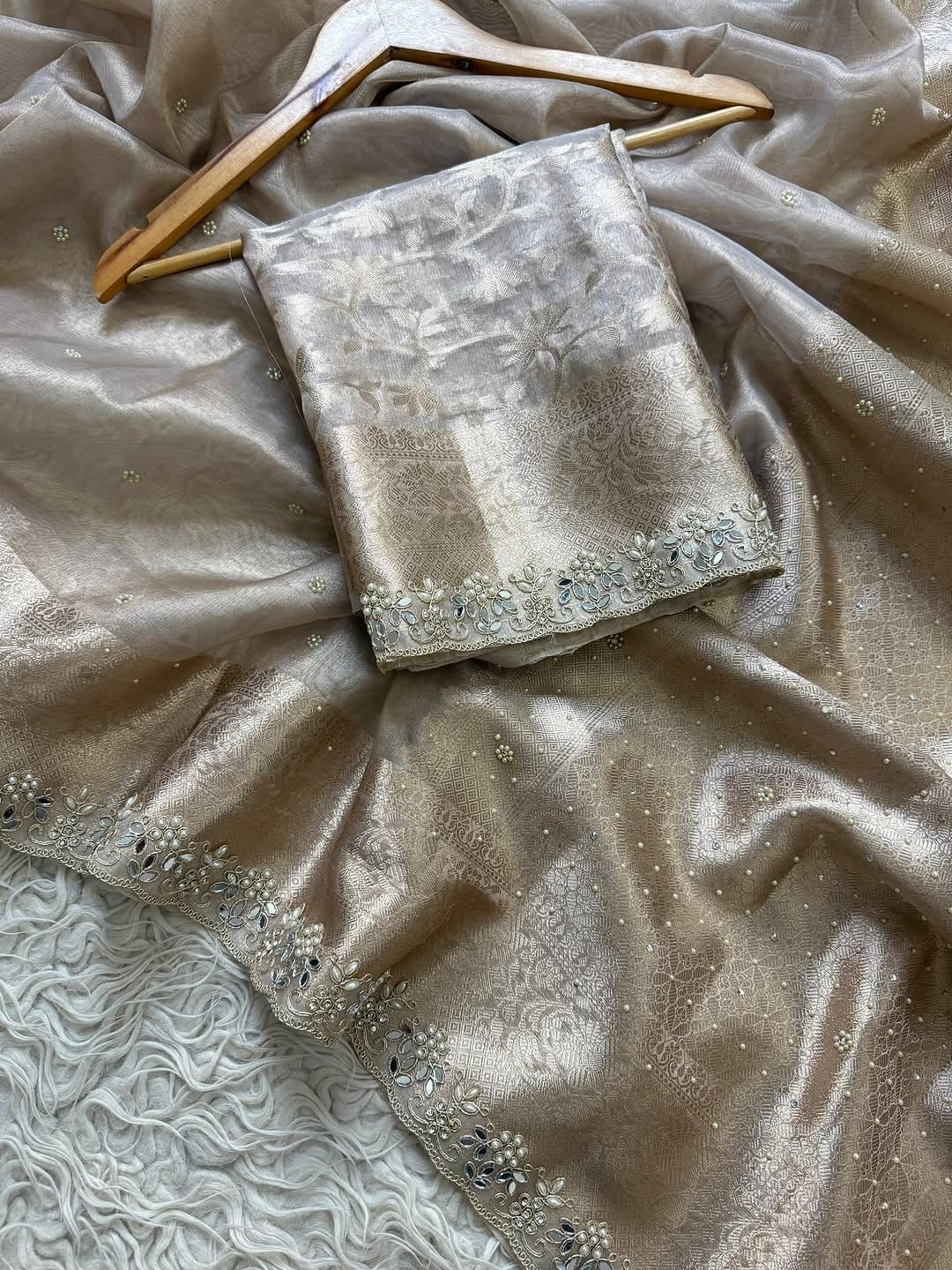 BANARASI SOFT MAHARANI GLASS TISSUE SILK SAREE