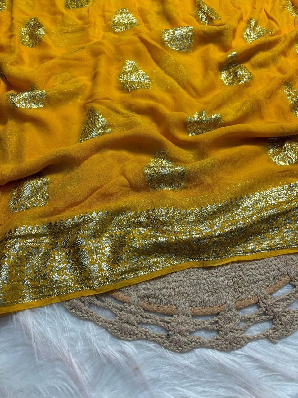 Viscose Georgette Weaving Butta Saree