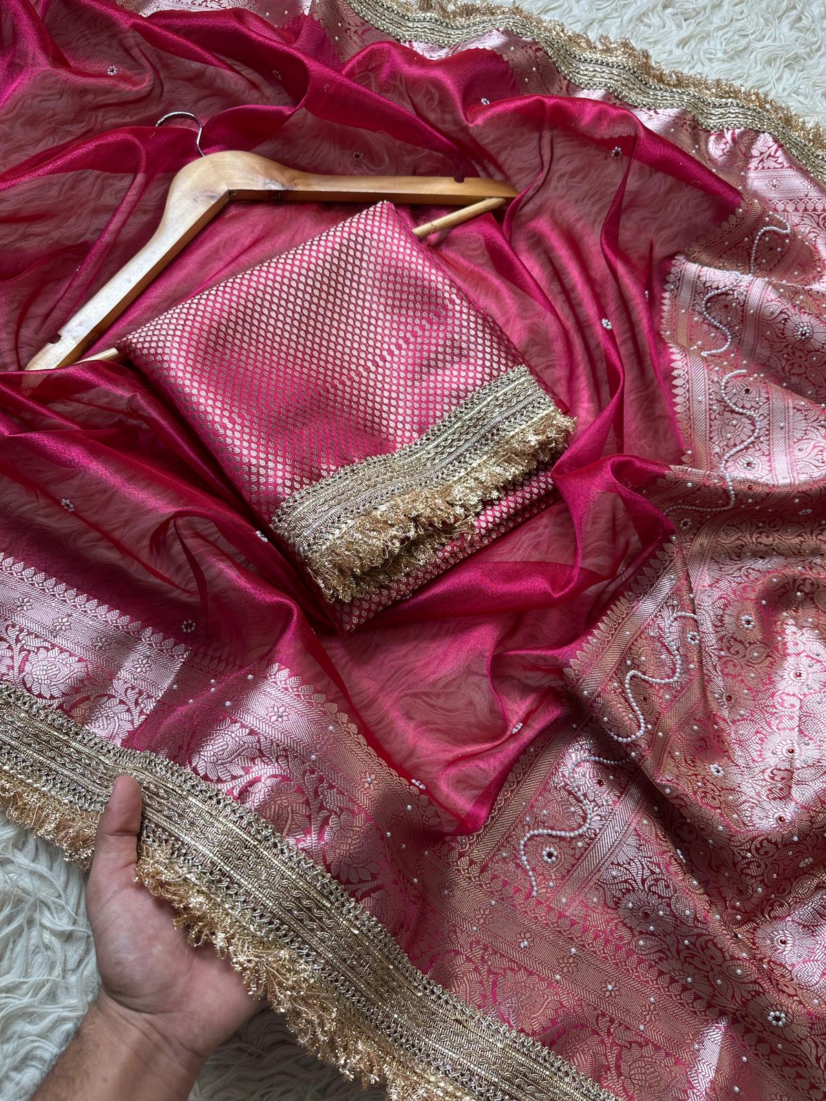 Banarasi maharani tissue