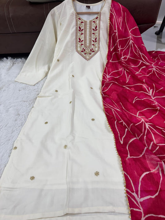 Goergeous Embroidery 3 Piece Set