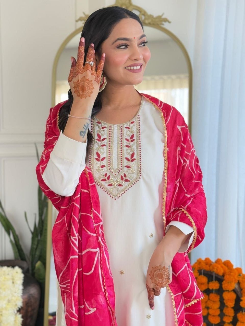 Goergeous Embroidery 3 Piece Set