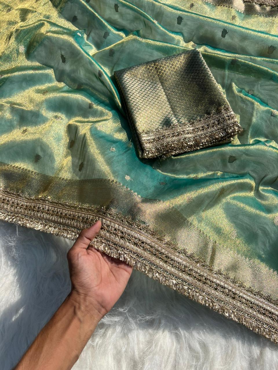 BANARASI SOFT DUAL TONE TISSUE SILK SAREE